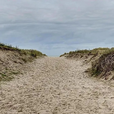 In By The Beach, Cleaning Included Lägenhet Nieuwpoort